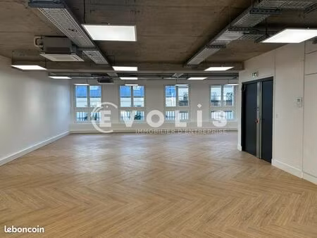 bureaux 397 m²