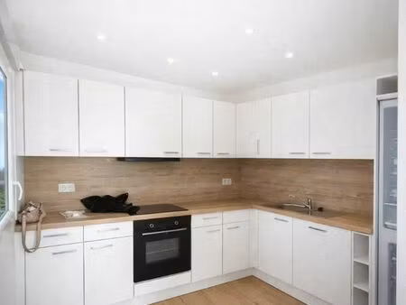 location appartement 3 pièces 80 m²
