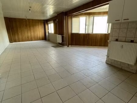appartement 3 pièces 98 m²