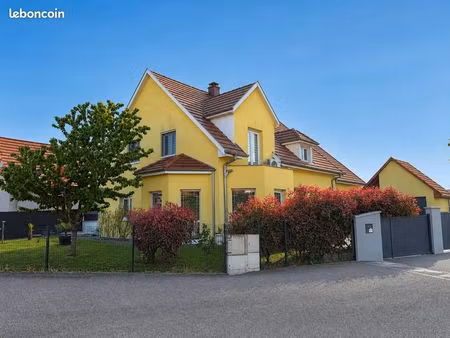 maison contemporaine avec prestations premium - piscine  appartement indépendant et triple