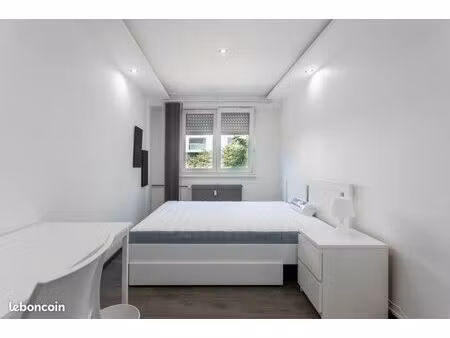 appartement 1 pièce 11 m²