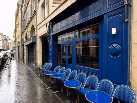 local restaurant 30m2