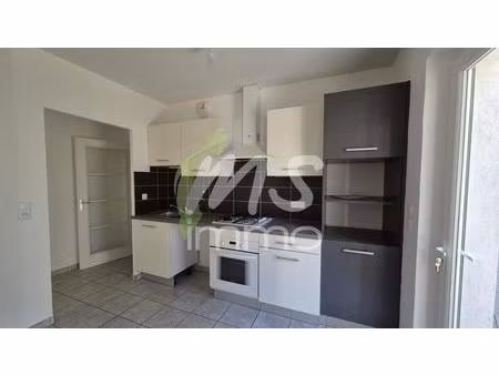 app. f3 n° 2 avec cave et garage - 76 m² - gap