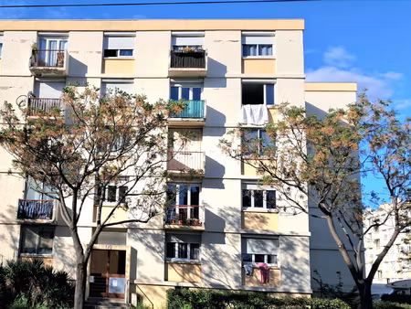 appartement f4 avec balcon  cave et parking montpellier sud