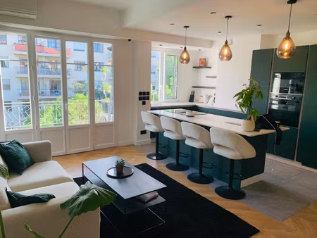 2 pièces 49 m2 terrasse delfino nice