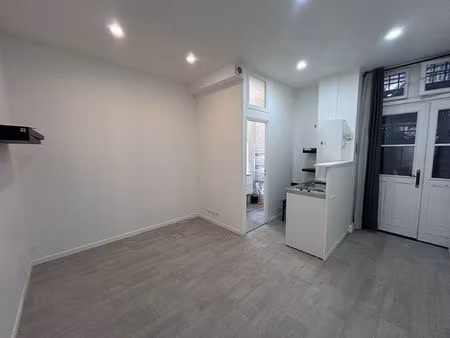 appartement paris 1 pièce 18 m2
