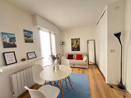 appartement saint-cloud / studio 26 30 m2 / saint-cloud village - vendu loué