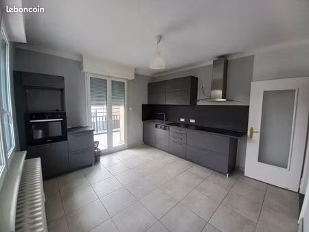 appartement 3 pièces de 76m² avec terrasse 8m²