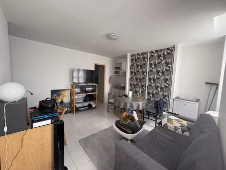 auch studio rez de chaussé