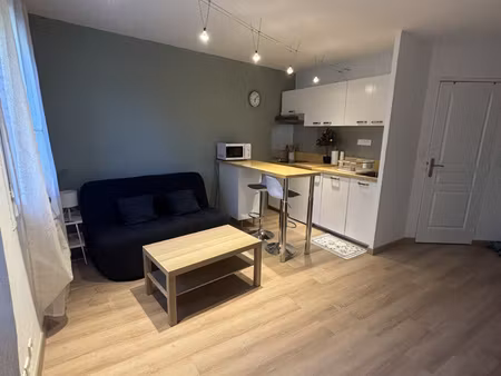 studio meublé avec parking et cave résidence les pins de l