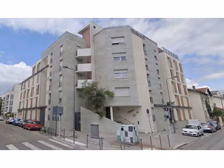 studio de 18m2 + place parking incluse - villeurbanne