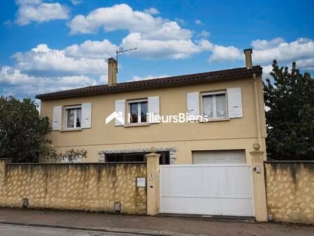 maison 6 pièces 136 m² avec jardin et garage à mazamet