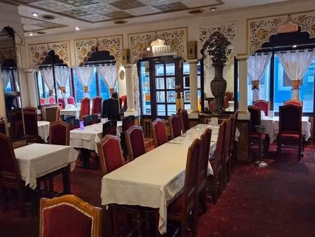vend bail restaurant