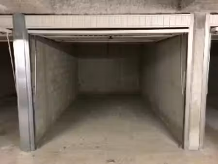 en vente garage fermé 18 m² |briey