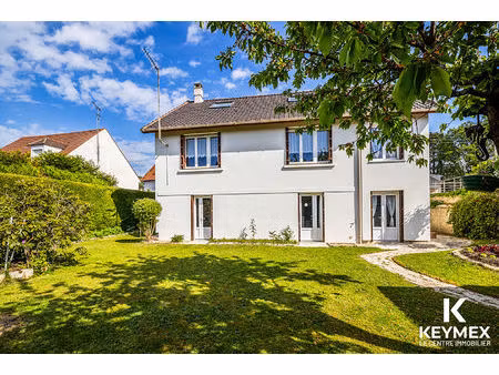 maison parmain 6 pièce(s) 132.45 m2