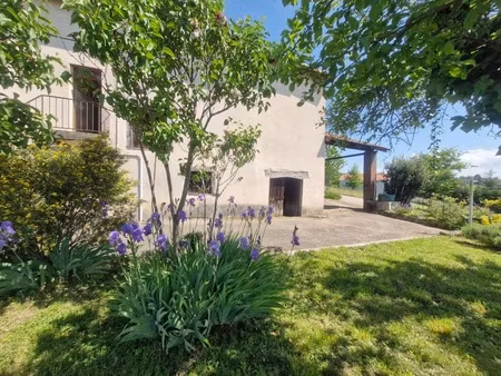 maison à vendre 1 pièces unieux (42)
