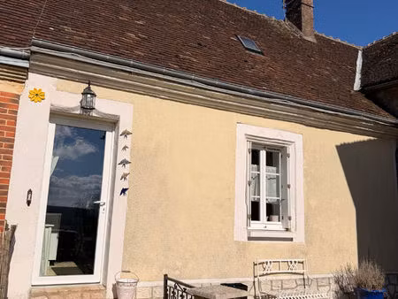 12 km nogent le rotrou  charmante maison de village 2 chambres