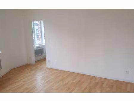 location appartement  25.9 m² t-1 à lille  530 €