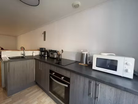 location appartement 2 pièces 45 m² à lons-le-saunier (39000)