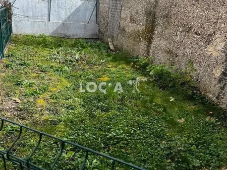 location appartement 2 pièces 28 m² à lyon 8 (69008)
