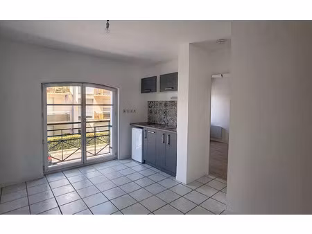 location appartement  30 m² t-2 à orléans  499 €