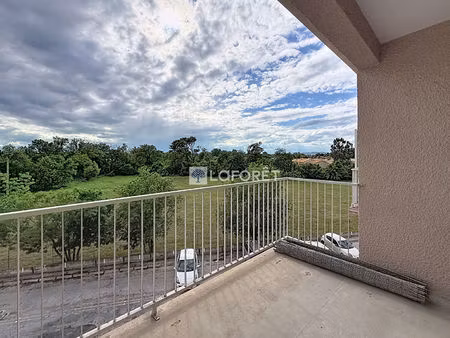 perpignan  appartement t2 avec place de parking et terrasse