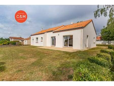 vente maison à rezé (44400) : à vendre / 109m² rezé