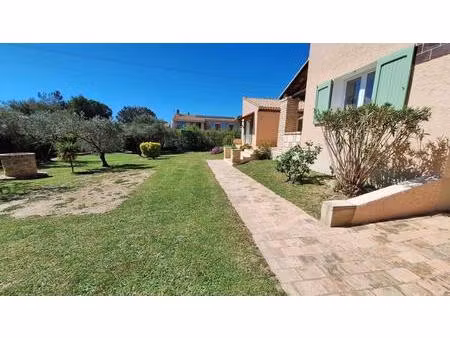 villa - 140m ²