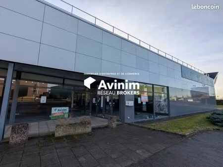 local commercial 800 m² vendenheim