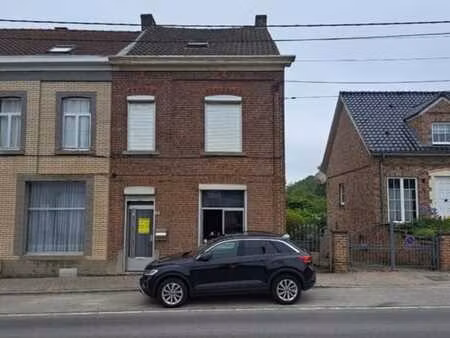 maison 3 façades  3 chambres avec garage non attenant