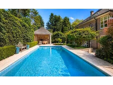 braine - ophain - villa de 600m² de 6 chambres avec annexes