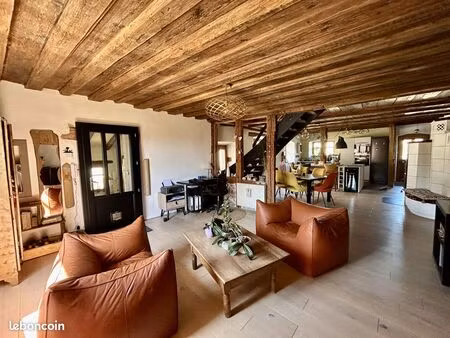 maison 10 pièces 300 m²