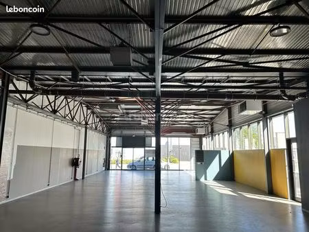 local commercial 603 m²