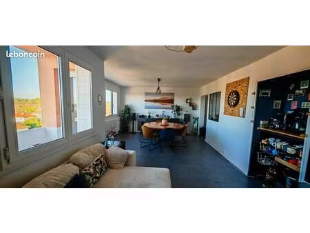 appartement t5 avec balcon et garage