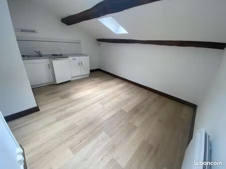 studio 1 pièce 22 m²