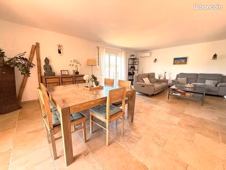 propriété 5 pièces 108 m²