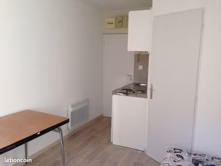 studio 18 m2 en plein centre-ville