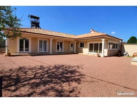 maison 5 pièces 130 m²