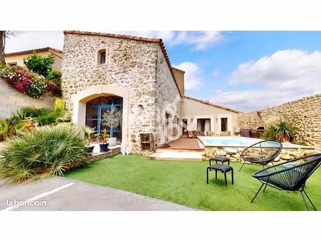 grange 4 pièces 148 m²