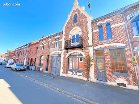 maison 14 pièces 377 m²