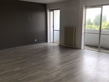 appartement 4 pièces 90 m²