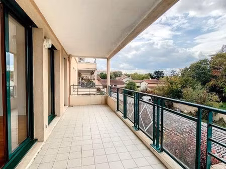 appartement 4 pièces 103 m²