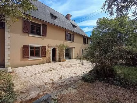 maison 8 pièces 207 m²