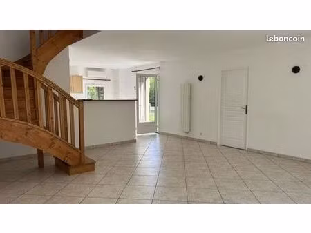 maison 4 pièces 97 m²