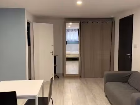 studio meublé