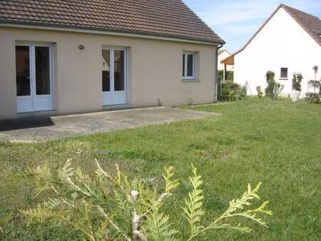 location maison à parigné-l'évêque (72250) : à louer / parigné-l'évêque