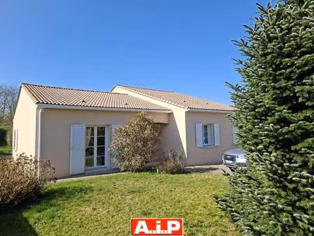 location maison à saint-mesmin (85700) : à louer / 124m² saint-mesmin