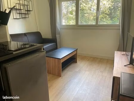 studio 1 pièce 15 m²