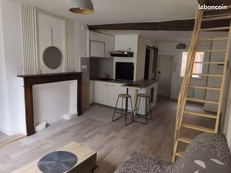 t2. meublé. 500 euros