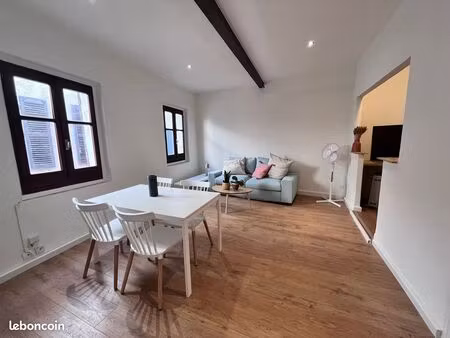 studio au calme - coeur de village